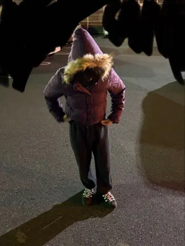 퍼 달린 다운 자켓 Y2K 그런지 시크 스타일 보라색