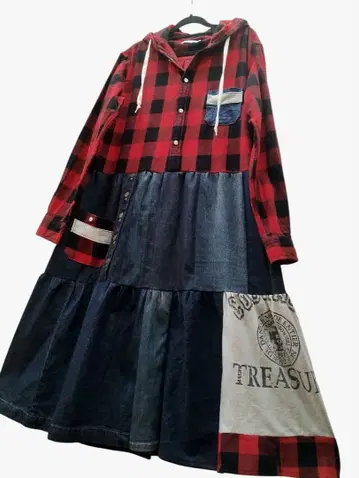 구제 의류 리메이크 후드 부착 빨간색 체크 셔츠와 데님 패치워크 원피스