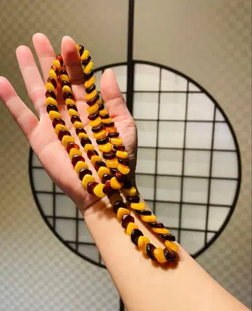 로얄 앰버 목걸이