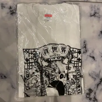 신세계 그래픽 프린트 T셔츠