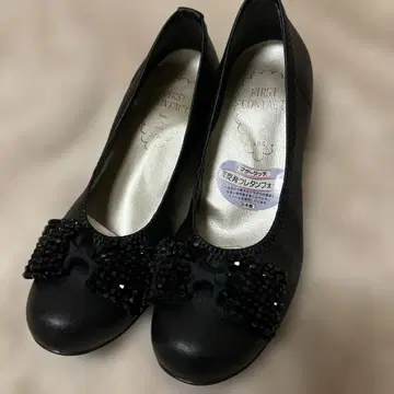 FIRST CONTACT 블랙 펌프스 22cm 작은 사이즈