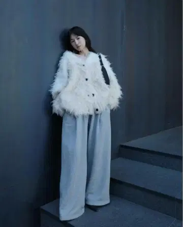 CLANE BI COLOR SHAGGY KNIT CARDIGAN