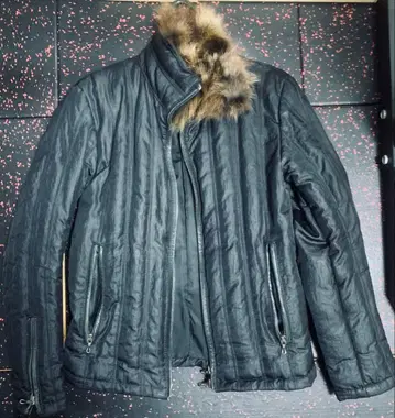 SHELLAC 블랙 퍼 자켓 46