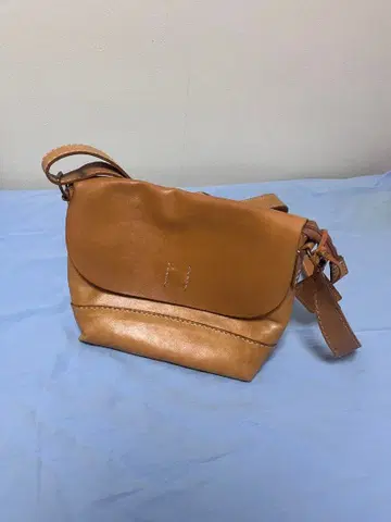 숄더백 천연 가죽 모리타