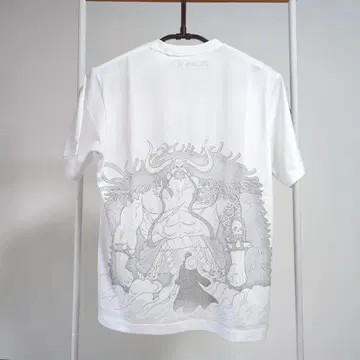 새상품 UNIQLO UT 원피스 25주년 콜라보 T셔츠 3XL 카이도