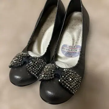 FIRST CONTACT 펌프스 22cm 작은 사이즈 그레이