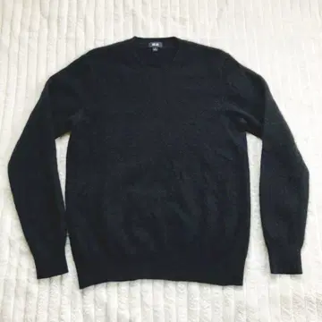 UNIQLO 블랙 긴팔 스웨터 M 캐시미어 100%