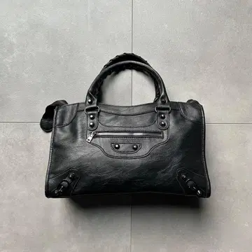 00s archive Real Leather y2k Shoulderbag