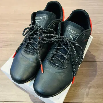 [ 새상품급 ] 푸마 페라리 드리프트캣 델타 25.5cm 스니커즈
