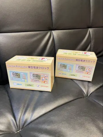 포차코 전파 시계 2종 세트