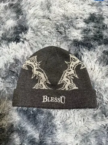BLESS U 블레스유 니트 모자