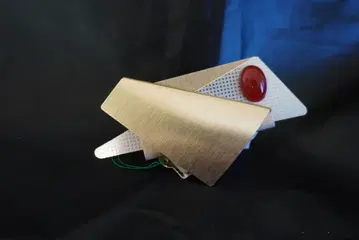 [할인 환영!] ANDREW BENNETT 골드 브로치 개성파 브로치