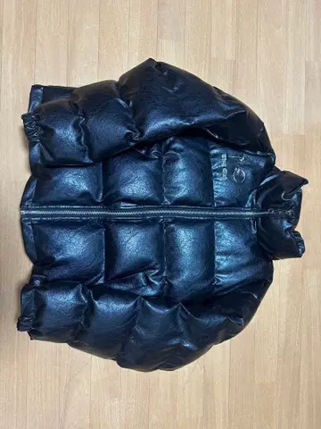 사그클럽 다운 자켓