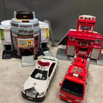 토미카 2점 묶음 판매