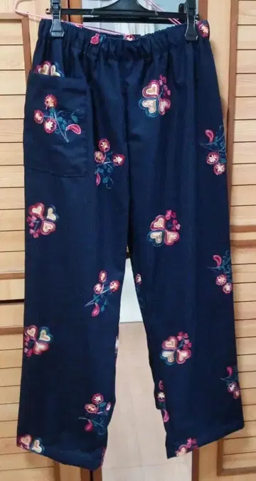 린넨 꽃무늬 자수 손바느질 팬츠