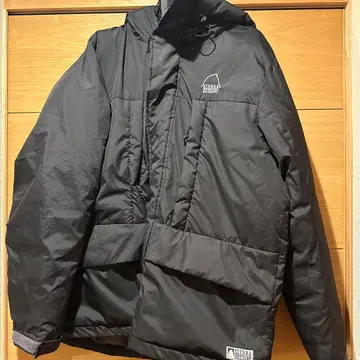 SIERRA DESIGNS 블랙 다운 자켓 M 사이즈