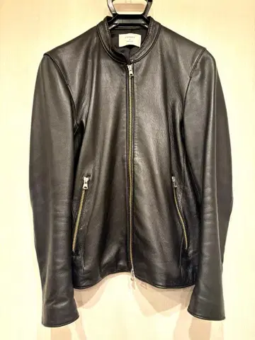 STUDIOUS 블랙 라무 가죽 자켓 사이즈 2