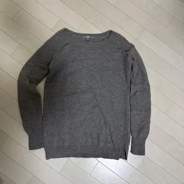 그레이 크루넥 스웨터 울 혼방