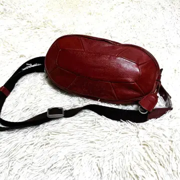 새상품급 아니아 바디백 올 가죽 더블 지퍼 2실 참 포함