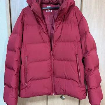 버건디 다운 자켓 후드 부착