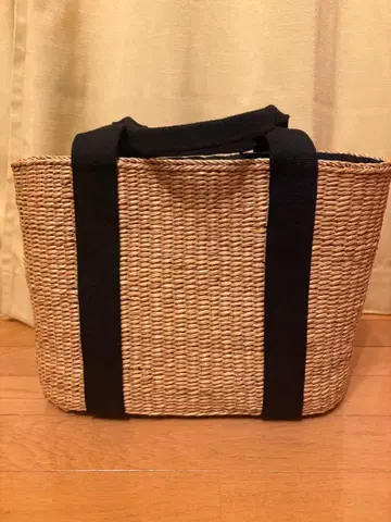 베이지 바스켓백