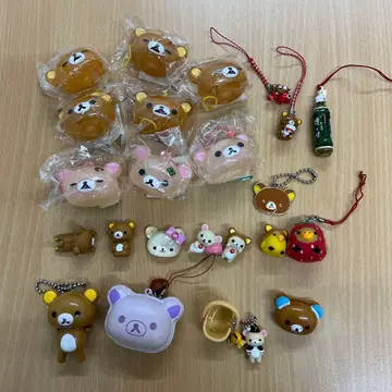 리락쿠마 키링, 피규어, 스트랩 등