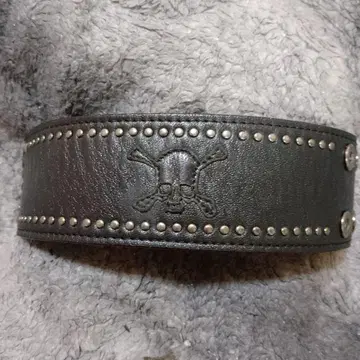 Roen 스컬 디자인 스터드 뱅글 팔찌