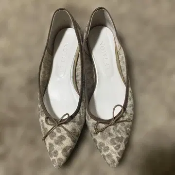 르 탈론 24cm 플랫슈즈 메쉬 레오파드