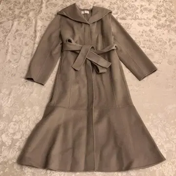 셀포드 CELFORD 플레어 실루엣 롱 코트 38 사이즈 클리닝 완료