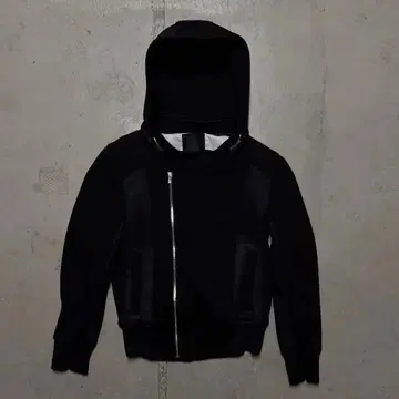 00s archive Y2K Parker sporty black