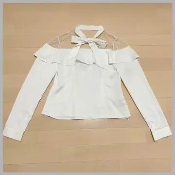[ 새상품 ] EATME 이토미 블라우스 상의 시어 소재 화이트 F
