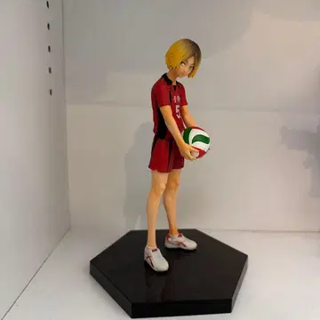 하이큐 코즈메 켄마 피규어