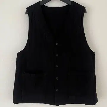 젠 선생님의 일상복 쇼트 베스트 블랙