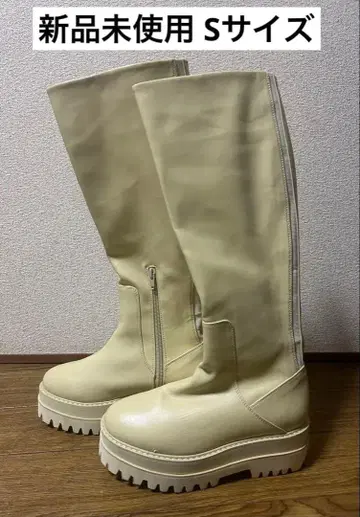 통굽 롱 부츠 S 사이즈 크림색 미사용 새상품