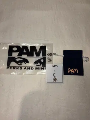 P.A.M 귀걸이