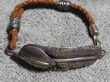 깃털 디자인 가죽 팔찌 실버 925