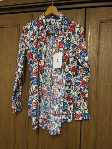 몽골리안 찹스 로맨틱 셔츠