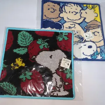 새상품 스누피 셔닐 직조 타월 손수건 딸기 스트로베리