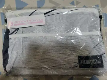 사쿠라자카46 멀티 파우치