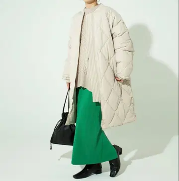 베이지 퀼팅 다운 자켓 롱 기장