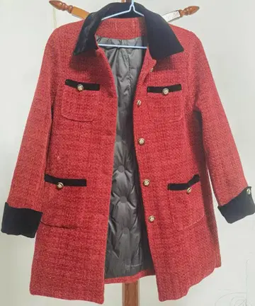 빨간색 트위드 퀼팅 자켓