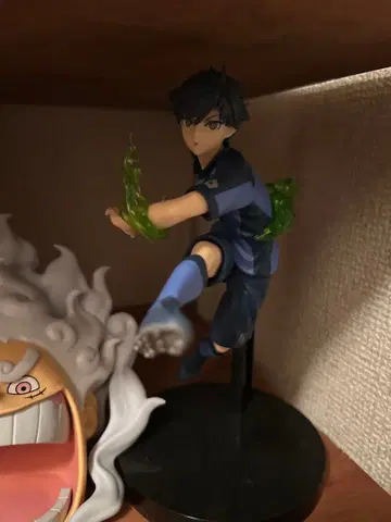 블루 록 피규어