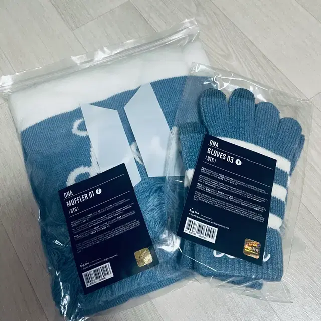방탄소년단 BTS 팝업스토어 DNA LOVE 미개봉 머플러 목도리 장갑