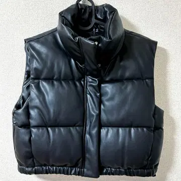 ZARA 자라 다운 다운 베스트 인조 가죽 블랙