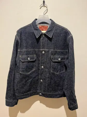 gold denim jacket M