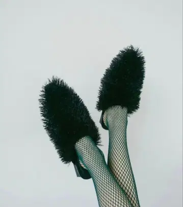 SAHARA marte 블랙 에코 퍼 샌들