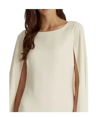 케이프 슬리브 화이트 원피스