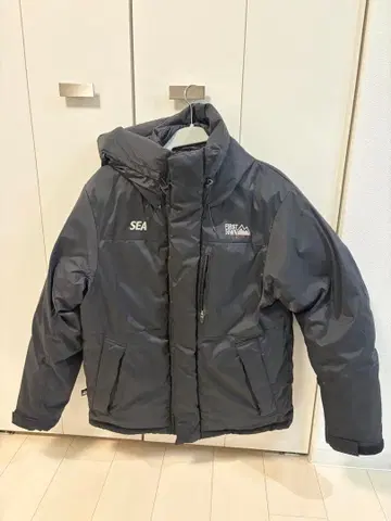 [ 레어 ] windandsea x first down 다운 자켓 블랙