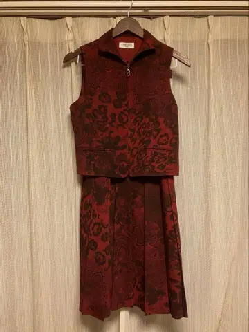 Liliane Burty 빨간색 꽃무늬 레오파드 무늬 셋업 빈티지