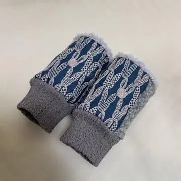 미나 페르호넨 핸드 워머 폼피아 블루 핸드메이드